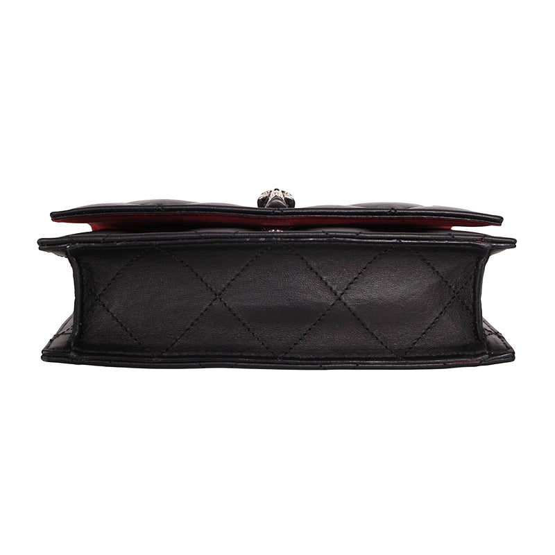 NEW $1290 ALEXANDER MCQUEEN Black GRAFFITI Quilted Leather SKULL Crossbody BAG
