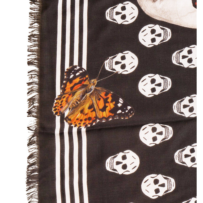 NEW $590 ALEXANDER MCQUEEN Black White BIKER SKULL FUN FONTS 100% Model SCARF