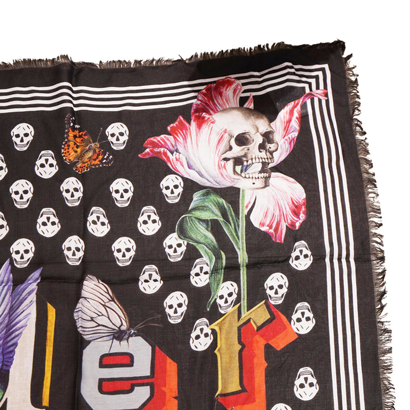 NEW $590 ALEXANDER MCQUEEN Black White BIKER SKULL FUN FONTS 100% Model SCARF