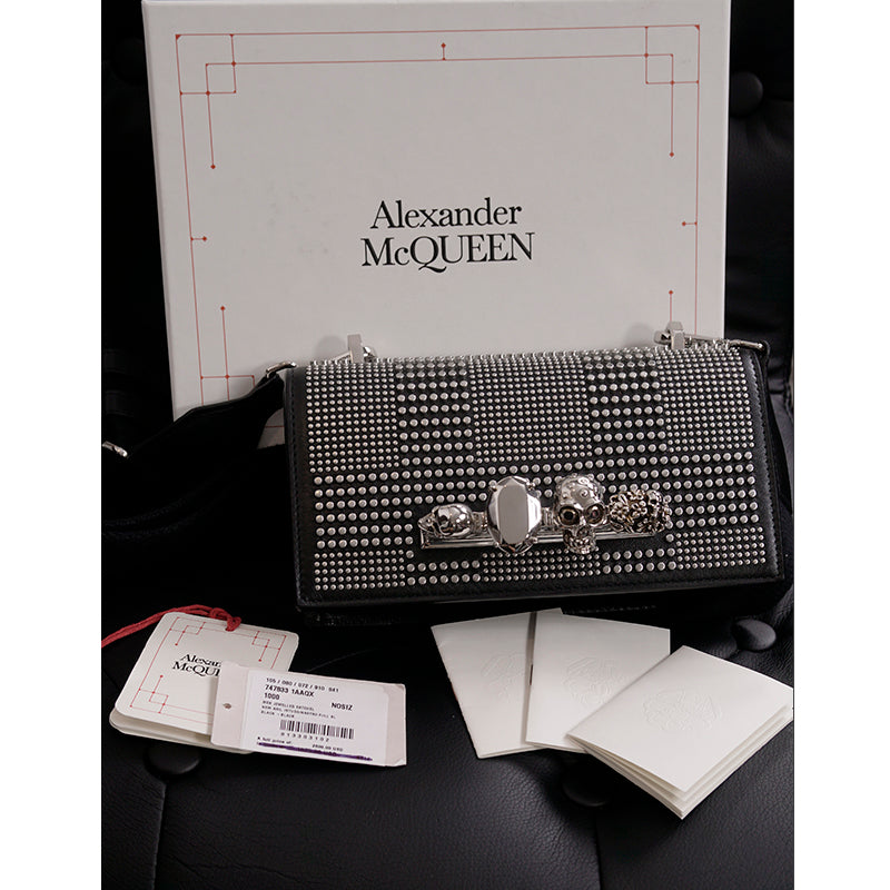 NEW $2,690 ALEXANDER MCQUEEN Black SKULL KNUCKLE Studded Leather Cross-body BAG