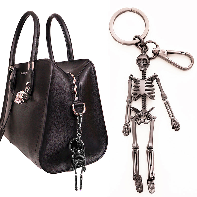 NEW $375 ALEXANDER MCQUEEN Gunmetal Silver Tone Brass DANCING SKELETON KEYRING