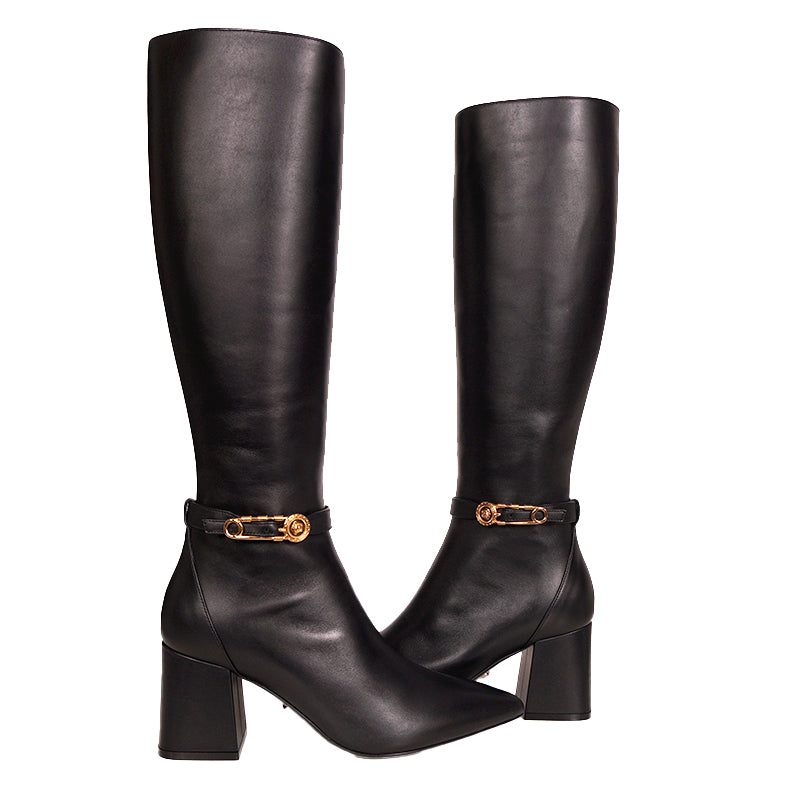 38/39 NEW $1,825 VERSACE Black Leather LOGO SAFETY PIN Knee High Point Toe BOOTS 9