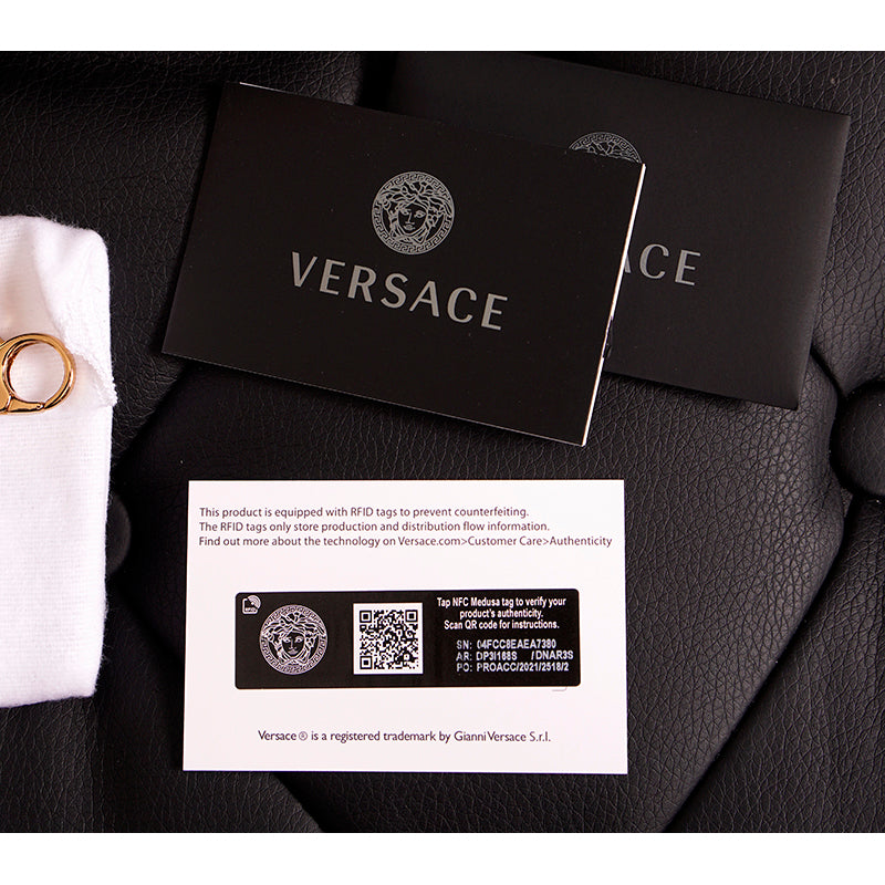 NEW $495 VERSACE White Quilted Leather MEDUSA LOGO Card CASE WALLET KEY CHAIN