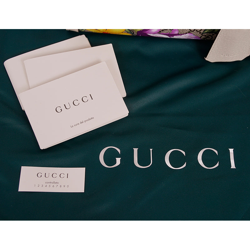 NEW $2200 GUCCI White Leather & FLORA Supreme GG Canvas PADLOCK TOTE BAG & KEYS