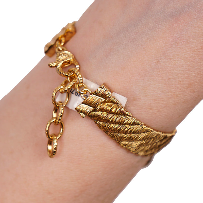 NEW $870 GUCCI Lion Head Metallic Gold MARMONT GG LOGO Cuff BRACELET NIB NWT