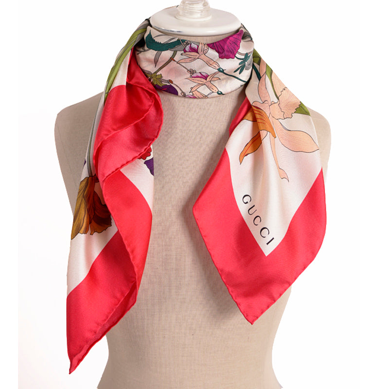 NEW $495 GUCCI Ivory GOTHIC FLORA Multi-Color Floral Print Silk Twill 90cm SCARF