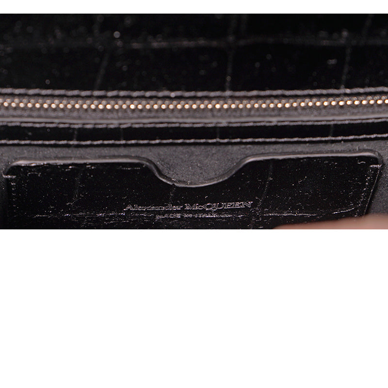 NEW $2395 ALEXANDER MCQUEEN Black Croc Embossed JEWELED KNUCKLE Chain FLAP BAG