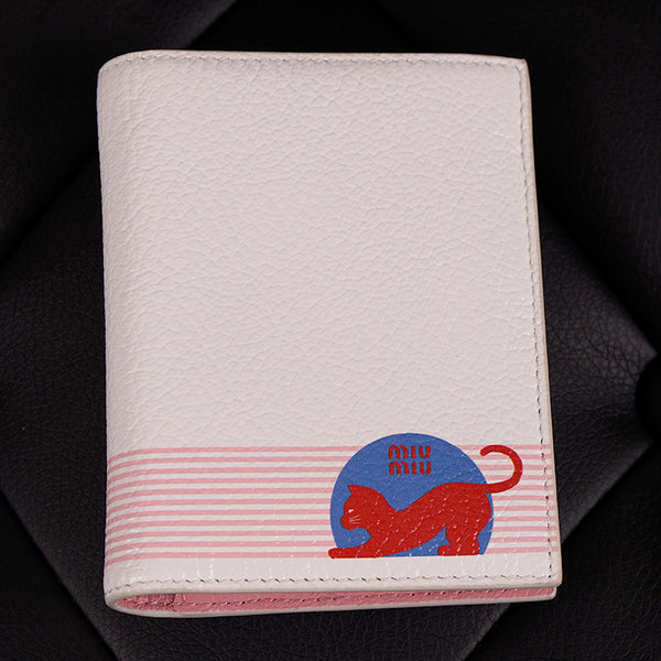 NEW $490 MIU MIU White Leather MADRAS Red Cat Graphic Logo Bifold WALLET