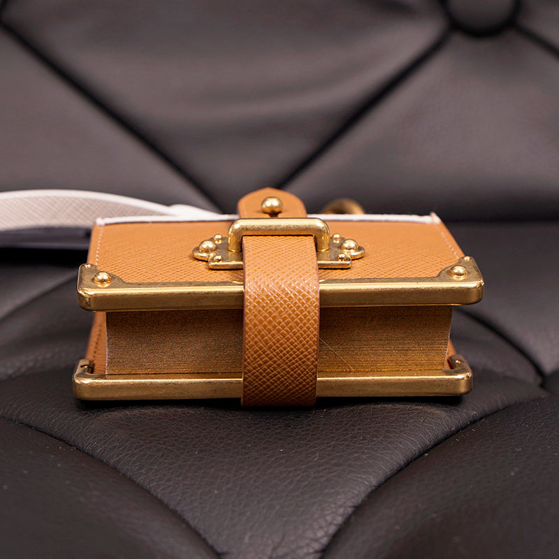 NEW $725 PRADA Tan Saffiano Leather CAHIER NOTEBOOK JOURNAL Keyring Trick CHARM