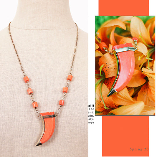 NEW $647 ROBERTO CAVALLI Gold Tone MARBLE ORANGE TOOTH HORN Beaded NECKLACE