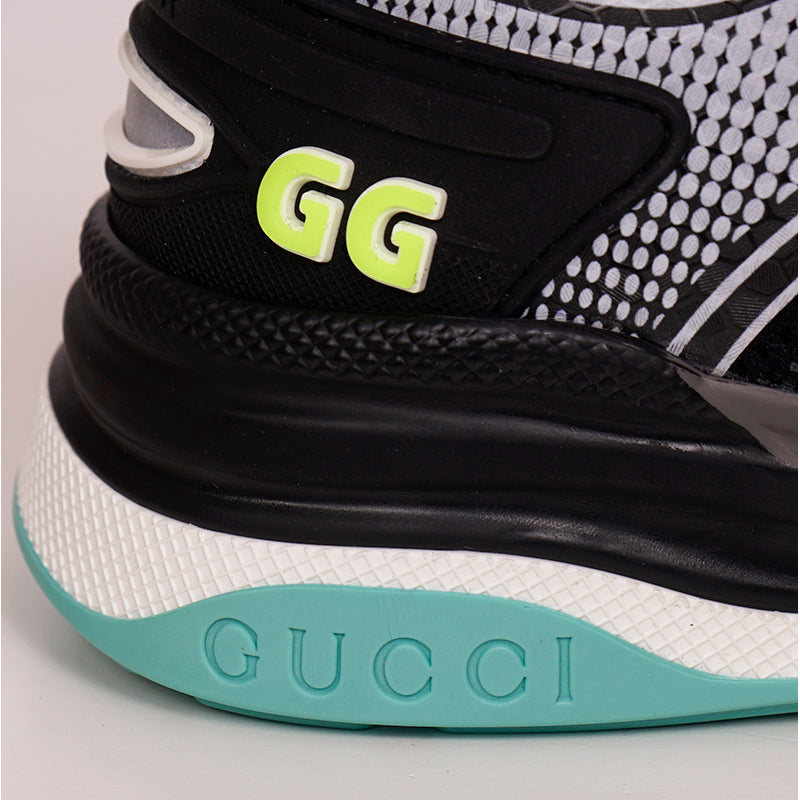 sz 37 NEW $890 GUCCI Woman's Black Gray ULTRAPACE R Trainer GG Logo SNEAKERS NIB