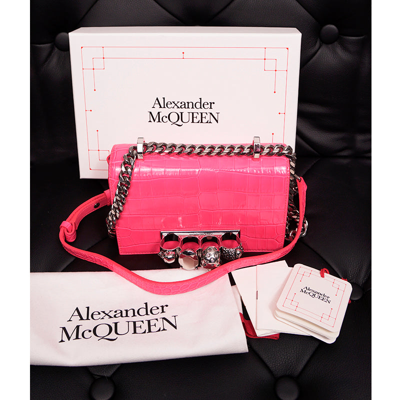 NEW $2,390 ALEXANDER MCQUEEN Pink JEWELED KNUCKLE SKULL Chain MINI FLAP BAG NIB
